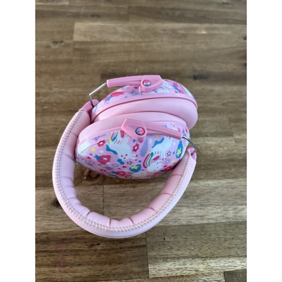 Girls Noise Cancelling Ear Muffs Unicorn Rainbows Adjustable - Picture 2 of 3
